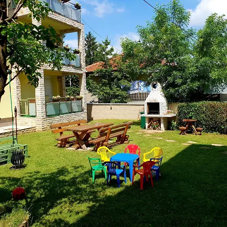 Apartment Mirela *