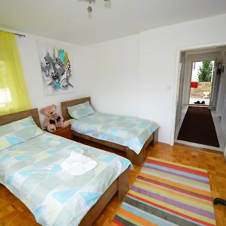 Mirela * Σαράγεβο